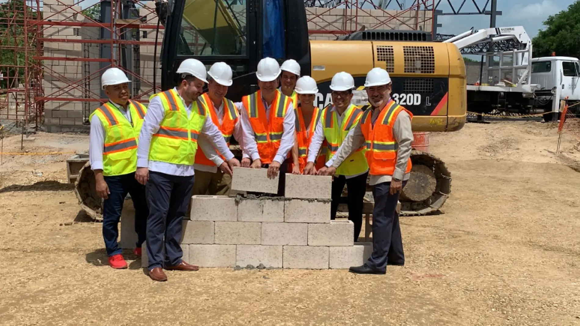 Construcción de nueva tienda Aurrerá en Villahermosa